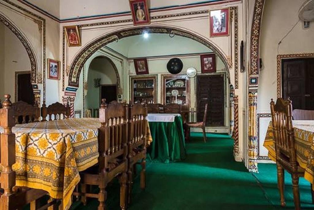 Narayan Niwas Castle Hotell Ramgarh Shekhawati Eksteriør bilde