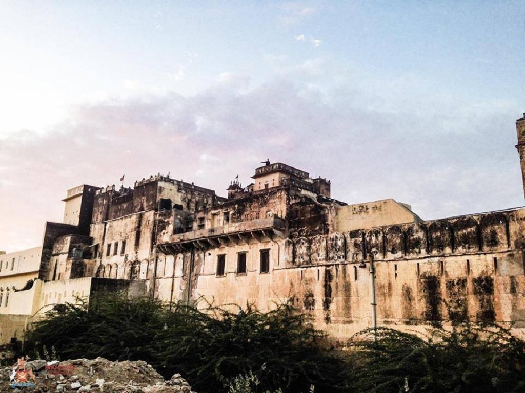 Narayan Niwas Castle Hotell Ramgarh Shekhawati Eksteriør bilde